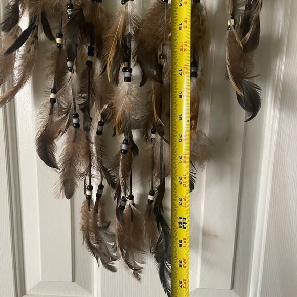 Handmade Vintage Native American Feathered Wall Clock with Dreamcatcher Design - Picture 6 of 6